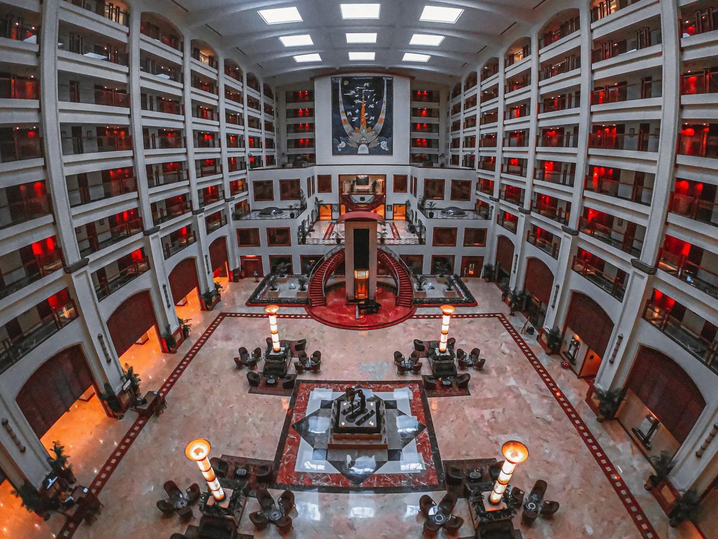 Perkjoyspot Hotel Elegant Lobby